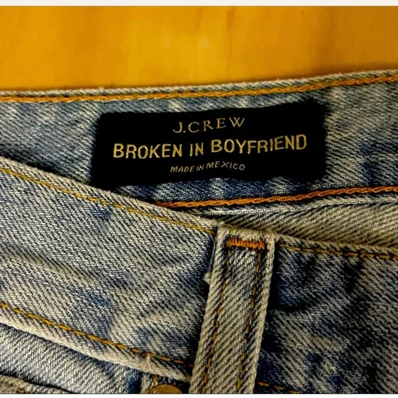⭐️J. Crew ⭐️RUN BIG👖Broken In Boyfriend Jeans👖Like NEW!! - Picture 5 of 13